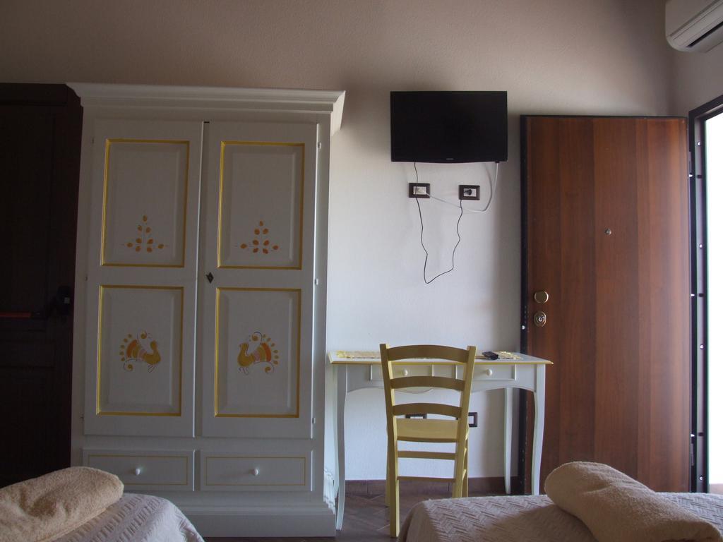 Agriturismo Locoe Oliena Exterior photo